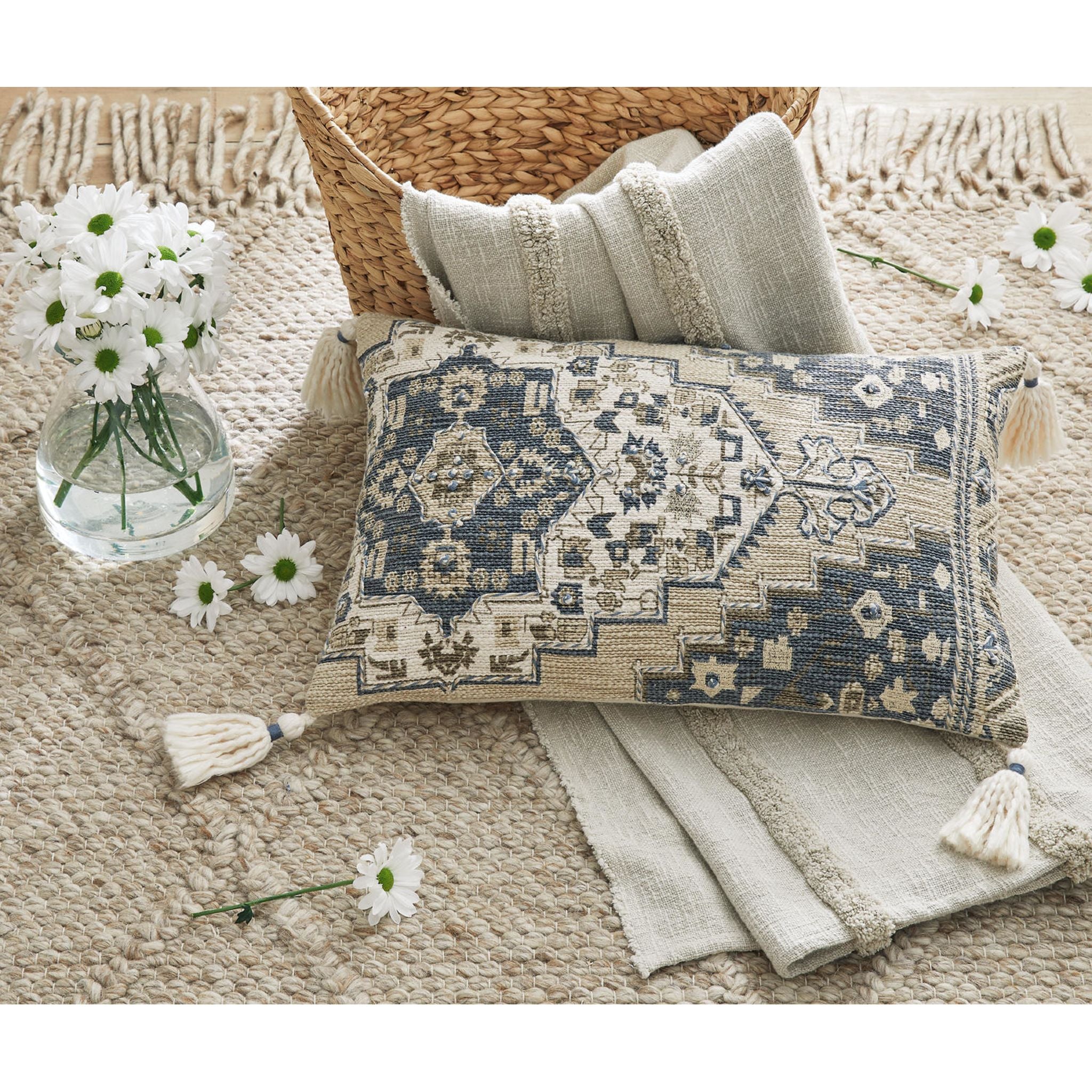 Winbury Accent Pillow 22.00" - Image 2