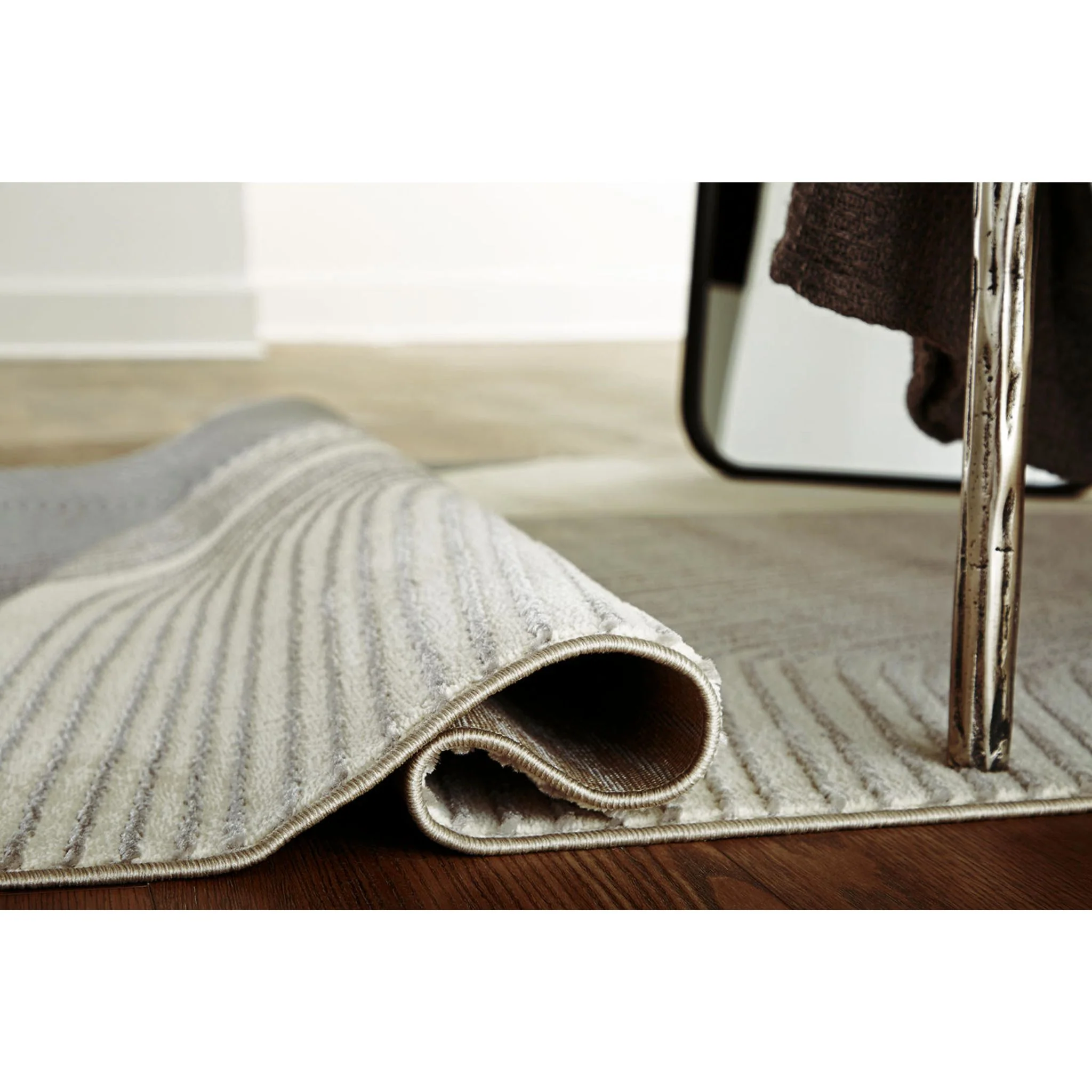 Winderburg Area Rug - Image 3