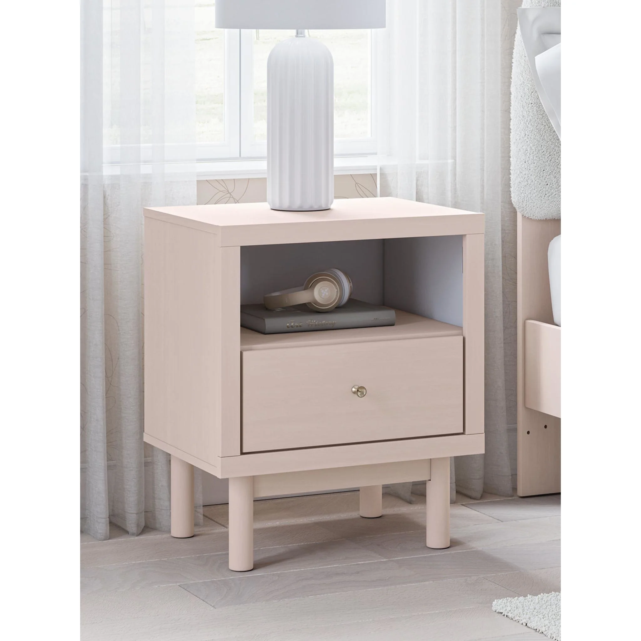Wistenpine 6 Piece Platform Bedroom - Blush - Image 64