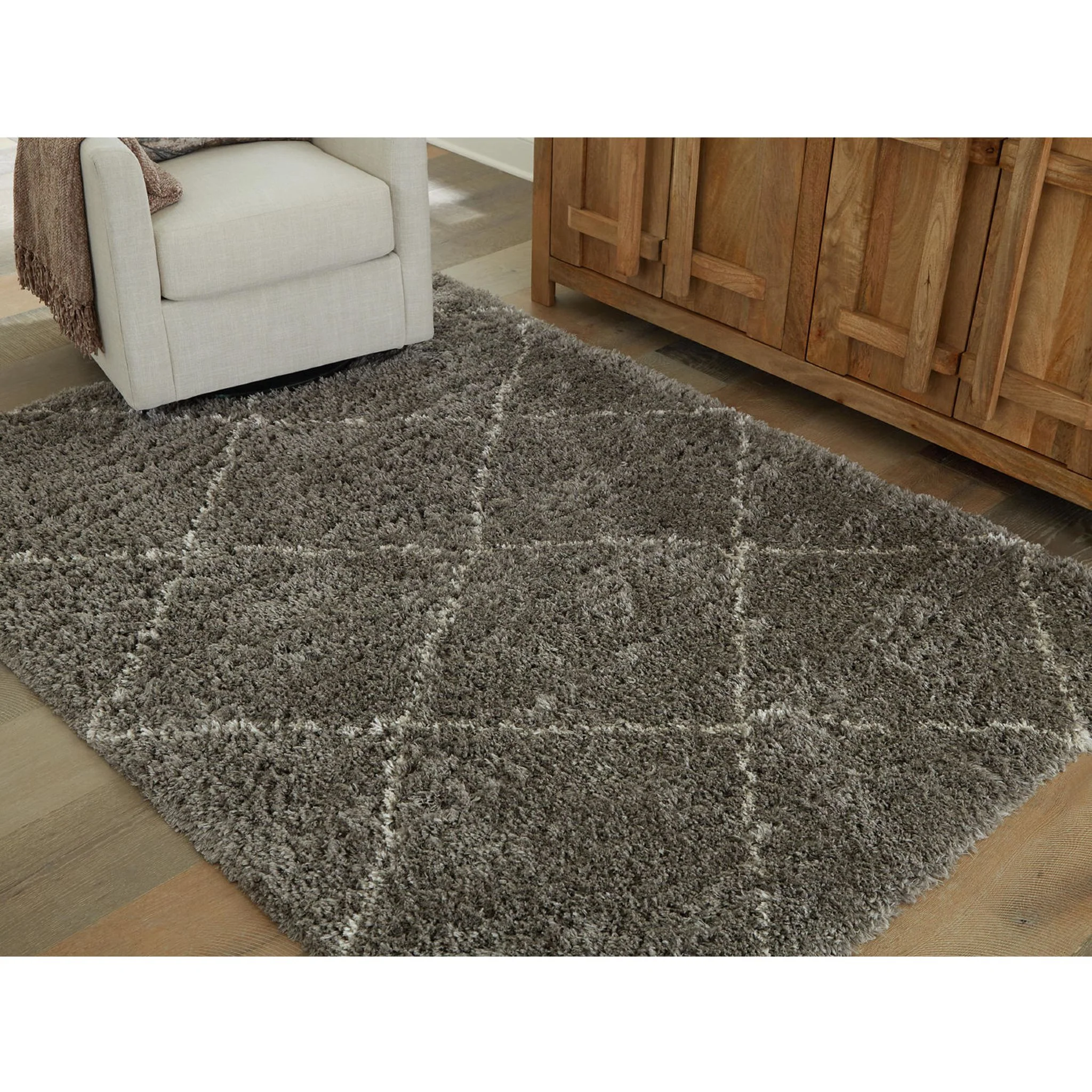 Wrenlow Area Rug - 8'x10' - Image 2