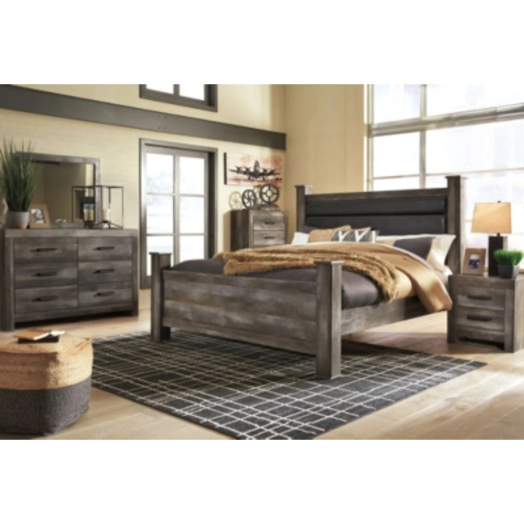 Wynnlow 5 Piece King Poster Bedroom - Gray - Image 8