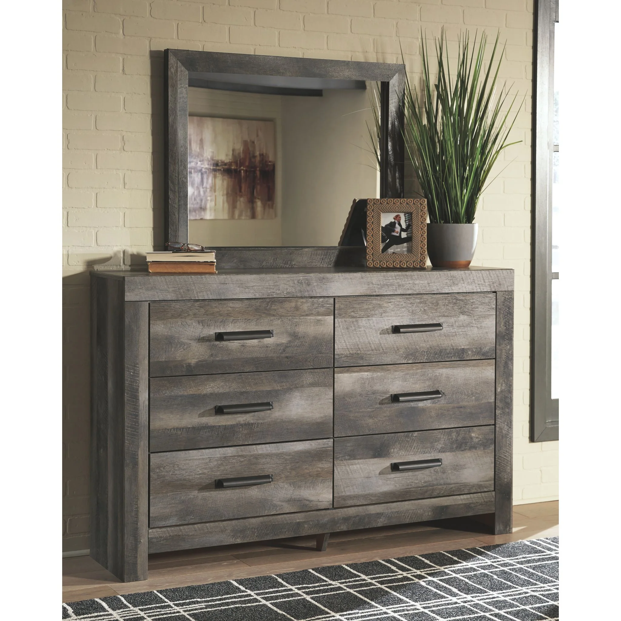 Wynnlow Dresser and Mirror - Gray - Image 2