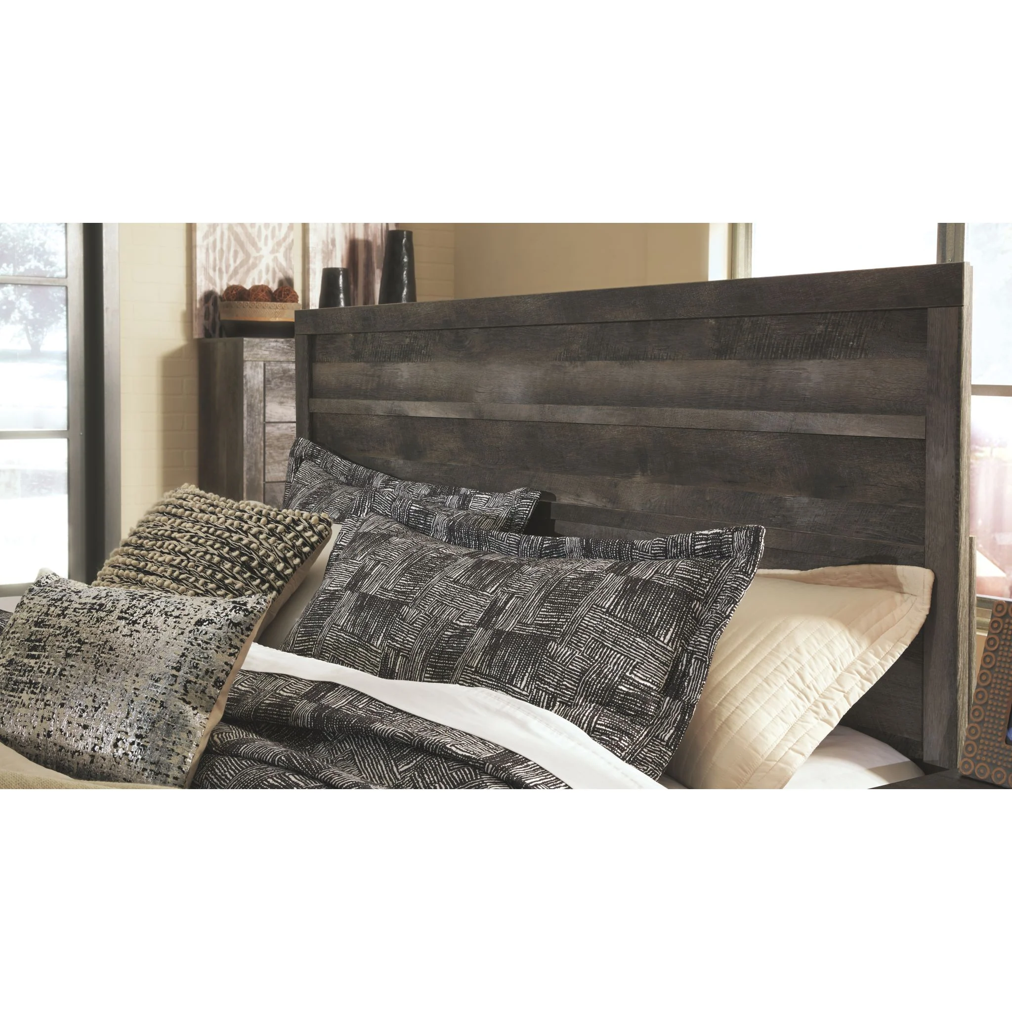 Wynnlow Panel Bed - Gray - Image 3